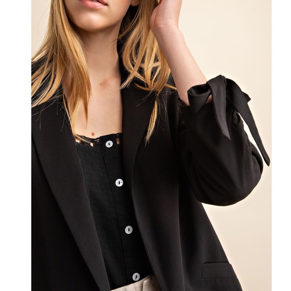 Black Bow Cinch Sleeve Open Front Blazer Jacket NWT - Picture 3 of 7